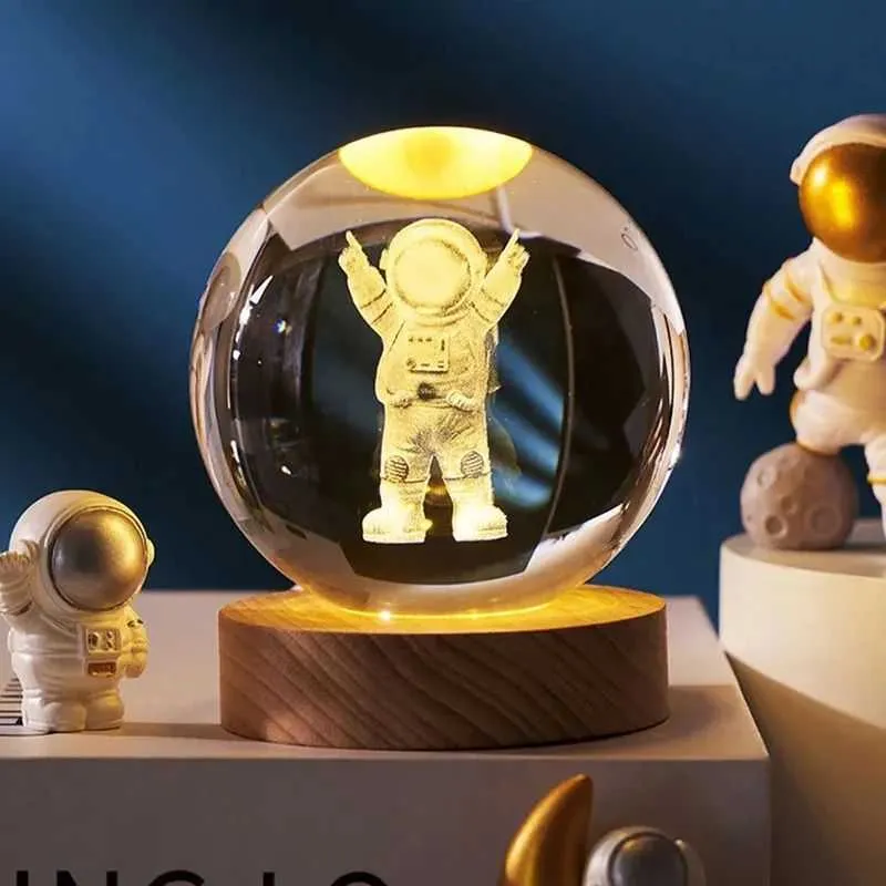 3D Crystal Ball