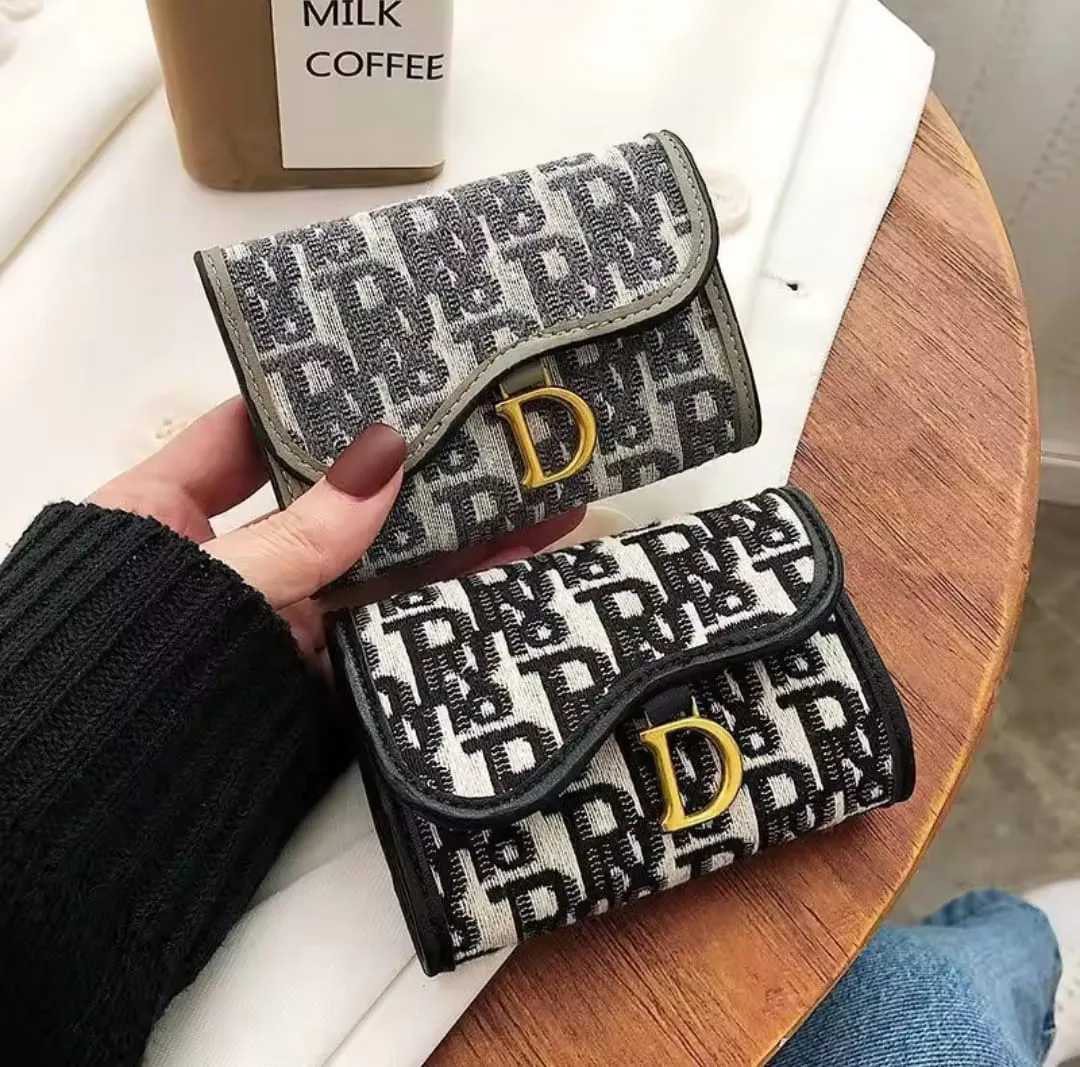 Short Wallet Women's