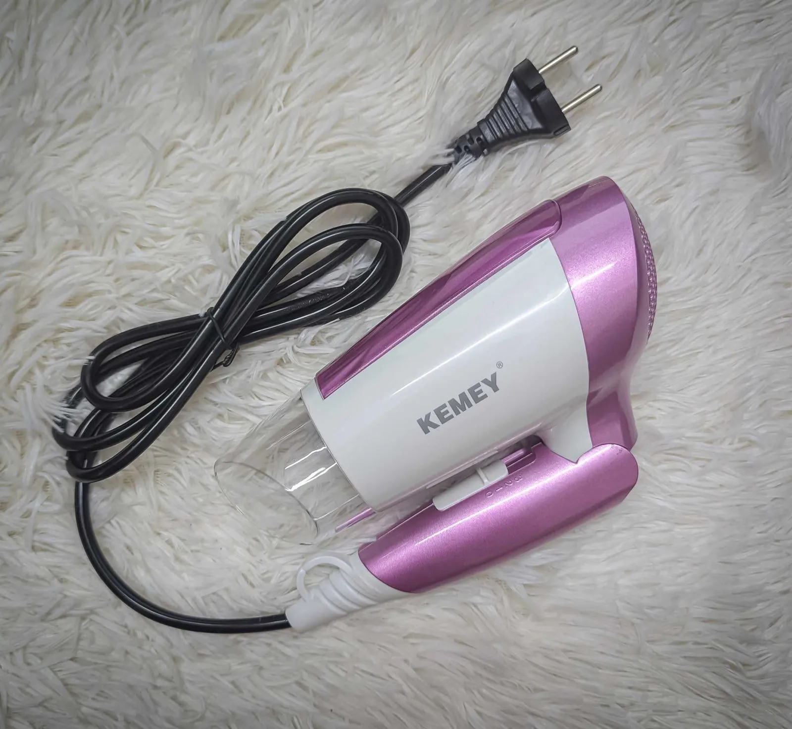 Kemey KM-6831 1600W Portable Hot & Cold Hair Dryer
