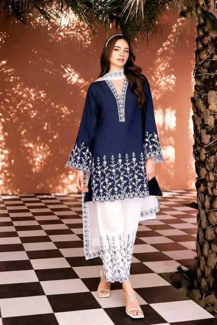 Luxury summer threepis set